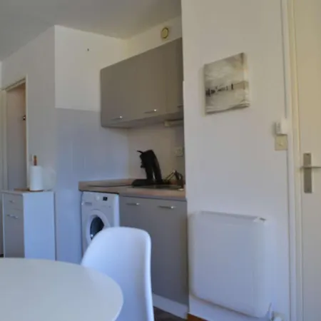 Apartment Cosy 2 Pieces, Clim Mobile, Pres De La Plage, 4 Couchages, - Fr-1-229b-84 Narbonne